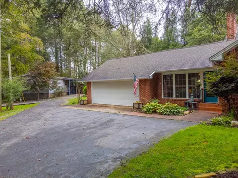 29 T And E Ln, Franklin, NC 28734 photo 3