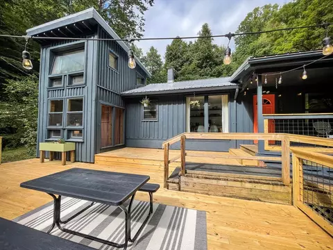 354 Bart Cove Rd, Sylva, NC 28779