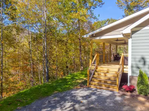 241 Fallen Oak Dr, Sylva, NC 28779 photo 16