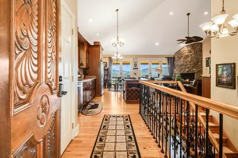 2076 Fontana Rd, Bryson City, NC 28713