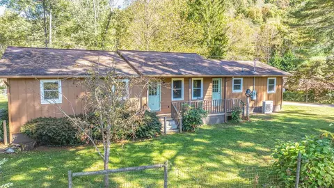 205 Blackwood Rd, Cullowhee, NC 28723