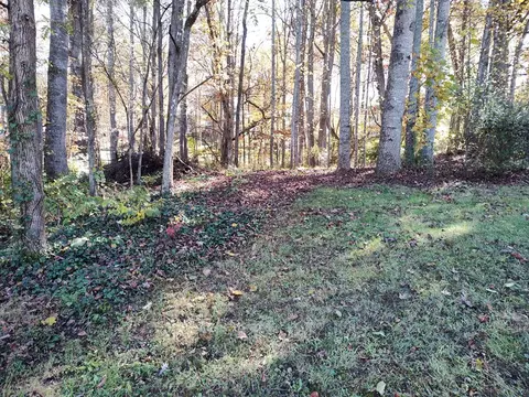 lot1 3 White Oak Cir, Franklin, NC 28734