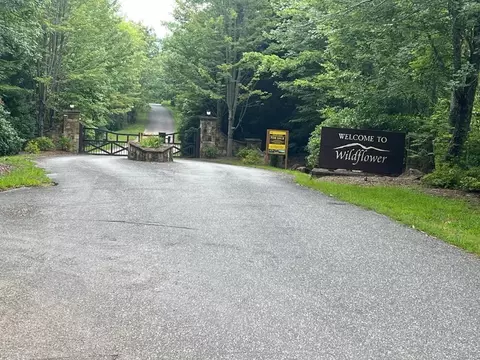 lot304 Loop Rd, Franklin, NC 28734