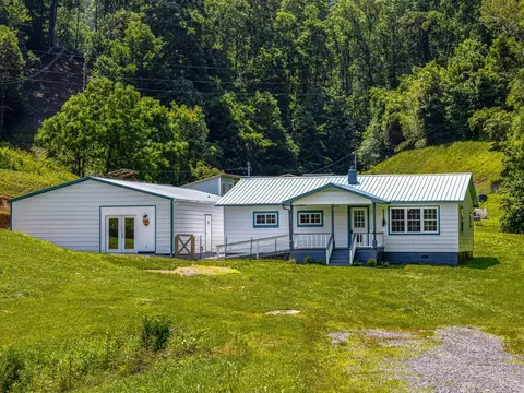471 Claude Cook Rd, Sylva, NC 28779 photo 3