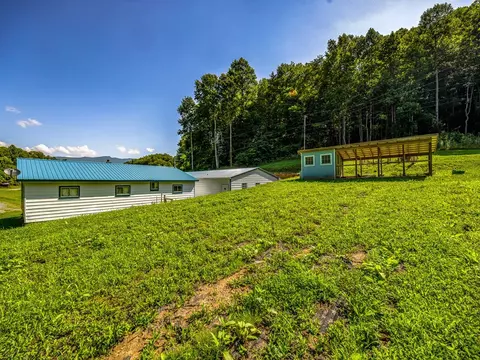 471 Claude Cook Rd, Sylva, NC 28779 photo 13
