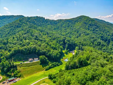 471 Claude Cook Rd, Sylva, NC 28779 photo 29