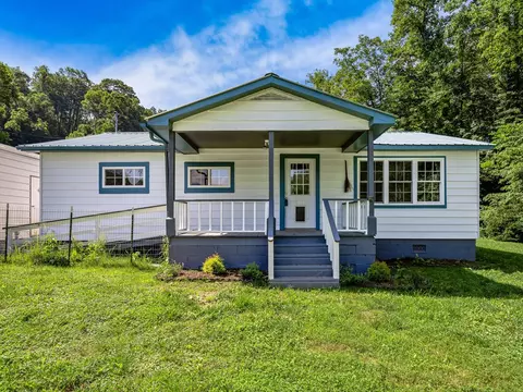 471 Claude Cook Rd, Sylva, NC 28779 photo 4