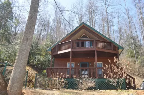 Exterior - 32 Hidden Creek Est, Sylva, NC 28779 photo 4 of 15