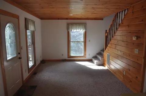 Living - 32 Hidden Creek Est, Sylva, NC 28779 photo 2 of 3