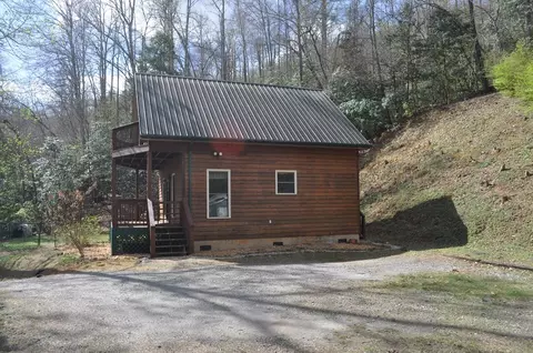 Exterior - 32 Hidden Creek Est, Sylva, NC 28779 photo 7 of 15