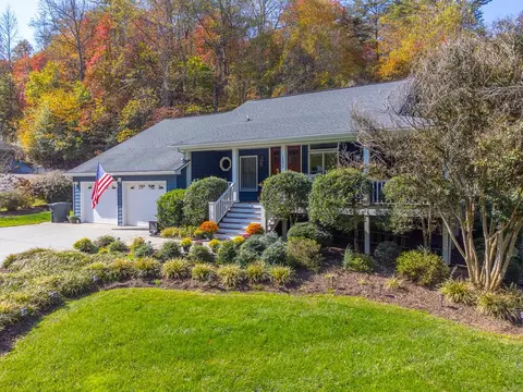 180 Paw Paw Cv, Sylva, NC 28779