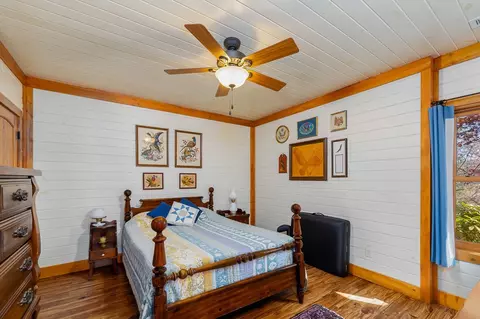 Bedroom - 151 Diamond Falls Blvd, Franklin, NC 28734 photo 4 of 5