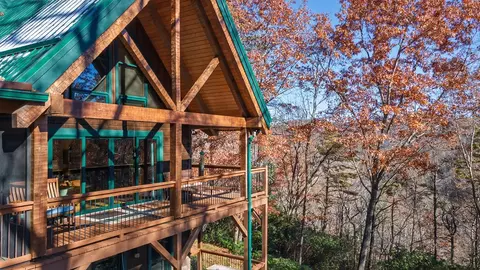 Exterior - 151 Diamond Falls Blvd, Franklin, NC 28734 photo 11 of 12