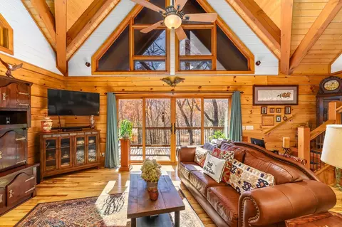 Living - 151 Diamond Falls Blvd, Franklin, NC 28734 photo 3 of 6