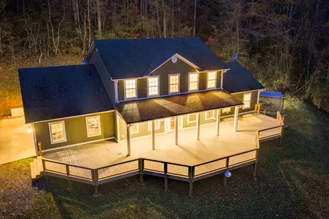 166 Jaybird Ln, Sylva, NC 28779