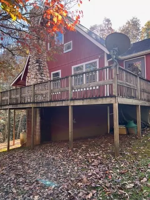 580 Rose Creek Rd, Franklin, NC 28734