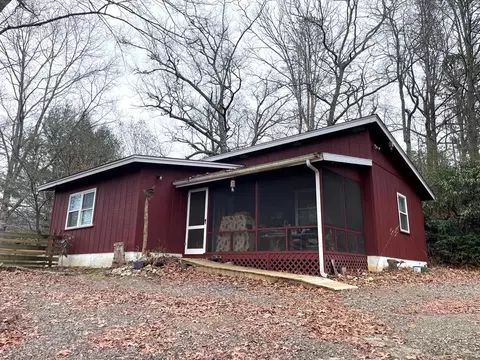 178 Purdy Ln, Otto, NC 28763