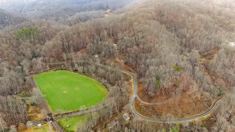 View/Area - 6175 Skyland Dr, Sylva, NC 28779 photo 6 of 16