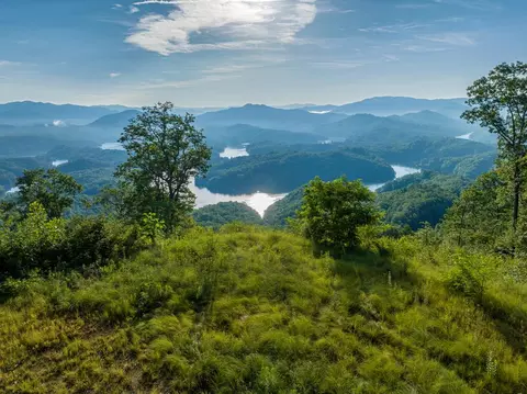 000 Nc 28, Almond, NC 27702