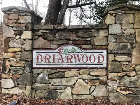 000 Briarcliff Dr, Sylva, NC 28779