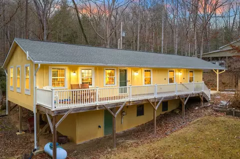 72 Still House, Franklin, NC 28734