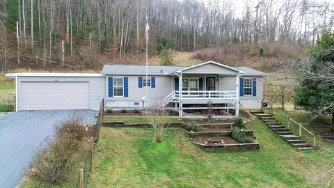 171 Kimsey Ln, Franklin, NC 28734