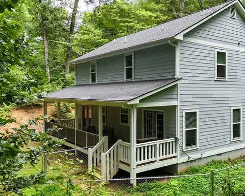 Exterior - 189 Crocus Ln, Sylva, NC 28779 photo 9 of 10