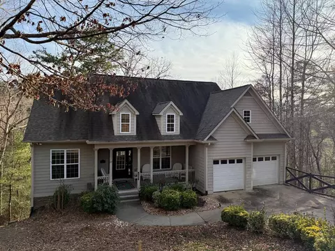 62 Crooked Branch Dr, Clayton, GA 30525