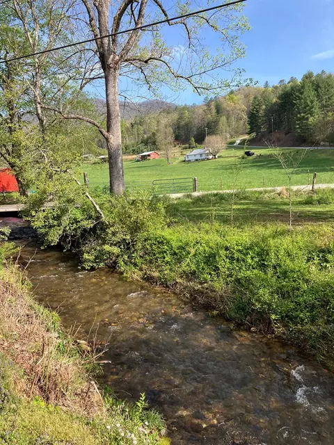 45 Old Cove Rd, Sylva, NC 28779 photo 4