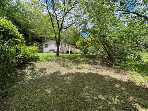 45 Old Cove Rd, Sylva, NC 28779