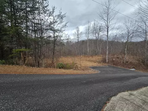 138 Fairlane Loop, Whittier, NC 28789 photo 4