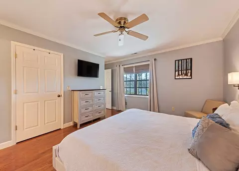 Bedroom - 12 Willow View Dr # A, Franklin, NC 28734 photo 2 of 4