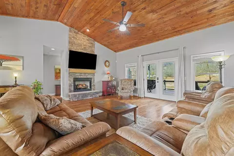 75 Willowbrook Ests, Franklin, NC 28734 photo 11