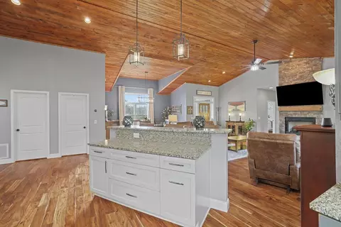 75 Willowbrook Ests, Franklin, NC 28734 photo 20