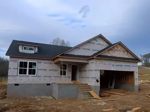 40 Meadow Ridge Rd, Franklin, NC 28734