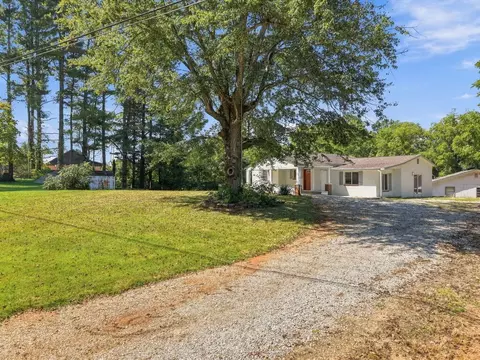 Exterior - 287 Belleview Rd, Franklin, NC 28734 photo 13 of 15
