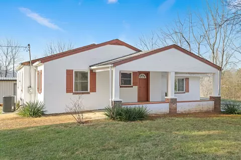 Exterior - 287 Belleview Rd, Franklin, NC 28734 photo 7 of 8