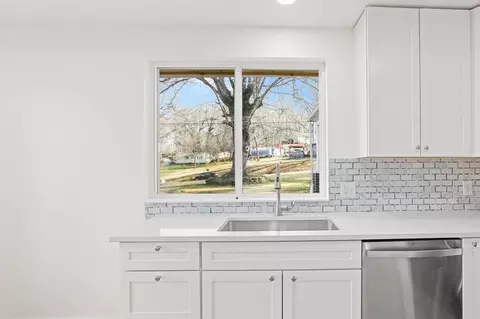 Kitchen - 287 Belleview Rd, Franklin, NC 28734 photo 2 of 4