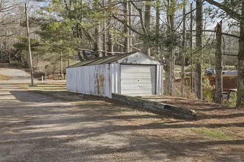 Exterior - 287 Belleview Rd, Franklin, NC 28734 photo 6 of 8