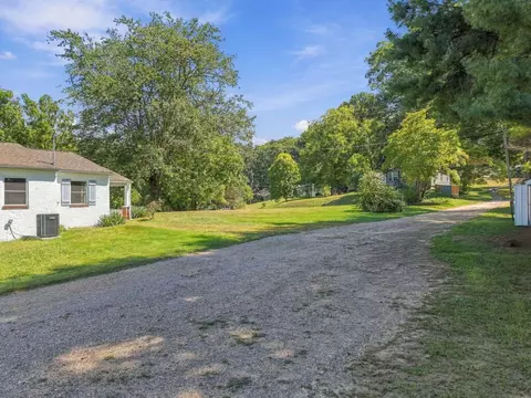 Exterior - 287 Belleview Rd, Franklin, NC 28734 photo 9 of 15