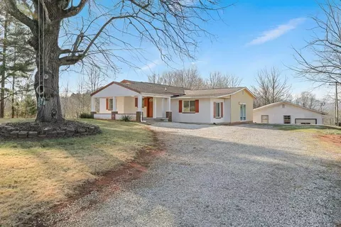 287 Belleview Rd, Franklin, NC 28734