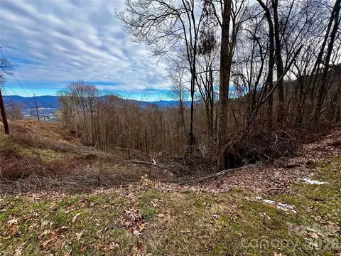 4 And 4b Salisbury, Waynesville, NC 28785