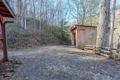 Exterior - 465 Enchanted Forest Dr, Sylva, NC 28779 photo 23 of 31