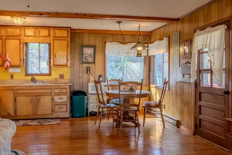 Dining - 465 Enchanted Forest Dr, Sylva, NC 28779 photo 2 of 2