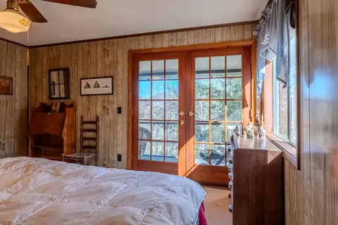 Bedroom - 465 Enchanted Forest Dr, Sylva, NC 28779 photo 6 of 12