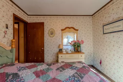 Bedroom - 465 Enchanted Forest Dr, Sylva, NC 28779 photo 9 of 12