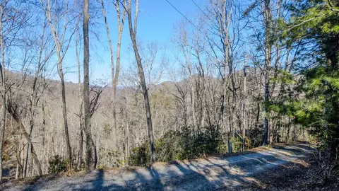 Exterior - 465 Enchanted Forest Dr, Sylva, NC 28779 photo 2 of 31