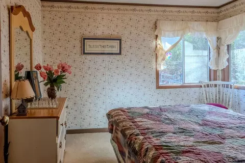 Bedroom - 465 Enchanted Forest Dr, Sylva, NC 28779 photo 7 of 12