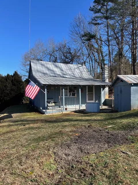 1236 S Skeenah, Franklin, NC 28734