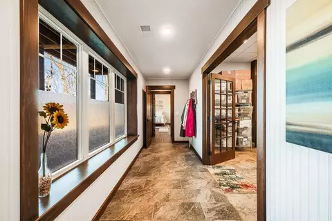 Entry Way - 2223 Scarlet Rdg, Sylva, NC 28779 photo 11 of 12